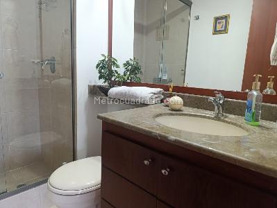 Apartamento de 3 alcobas en venta en El Poblado, Medellín, 145 m² · foto 18 de 20