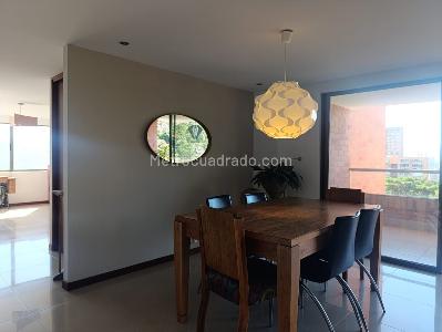 Apartamento de 3 alcobas en venta en El Poblado, Medellín, 145 m² · foto 3 de 20