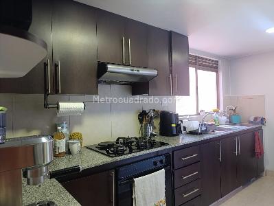 Apartamento de 3 alcobas en venta en El Poblado, Medellín, 145 m² · foto 8 de 20