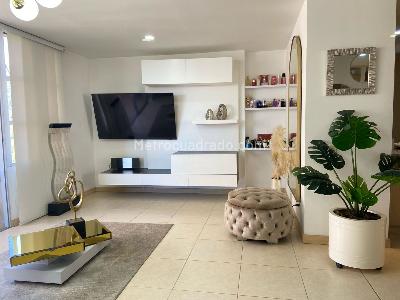 Apartamento de 2 alcobas en venta en Sabaneta, Sabaneta, 97 m² · foto 3 de 19