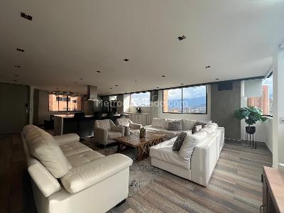 Apartamento de 4 alcobas en arriendo en El Poblado, Medellín, 126 m² · foto 4 de 20