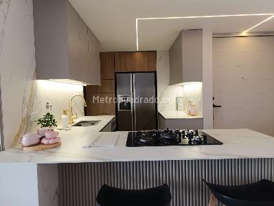 Apartamento de 3 alcobas en arriendo en Los Naranjos, Medellín, 120 m² · foto 7 de 20