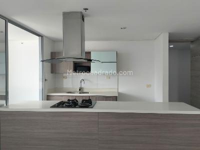 Apartamento de 3 alcobas en arriendo en Castropol, Medellín, 113 m² · foto 5 de 18