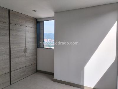 Apartamento en venta en El Poblado, Medellín · foto 11 de 18