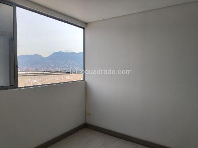 Apartamento en venta en El Poblado, Medellín · foto 13 de 18
