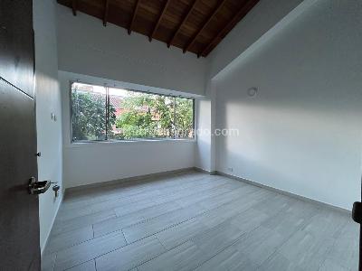 Apartamento de 4 alcobas en arriendo en Los Naranjos, Medellín, 170 m² · foto 10 de 19