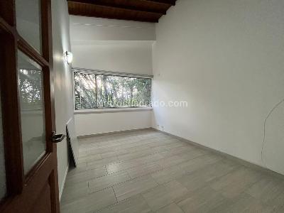 Apartamento de 4 alcobas en arriendo en Los Naranjos, Medellín, 170 m² · foto 14 de 19