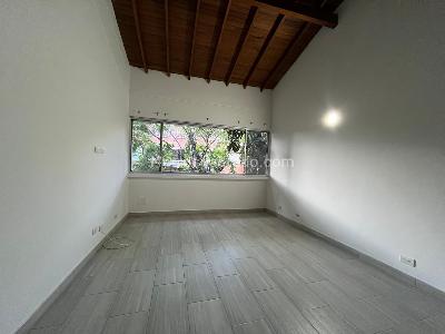 Apartamento de 4 alcobas en arriendo en Los Naranjos, Medellín, 170 m² · foto 9 de 19