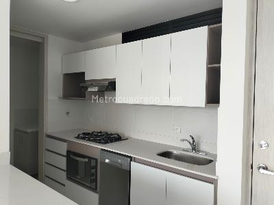 Apartamento en arriendo en El Poblado, Medellín · foto 5 de 18