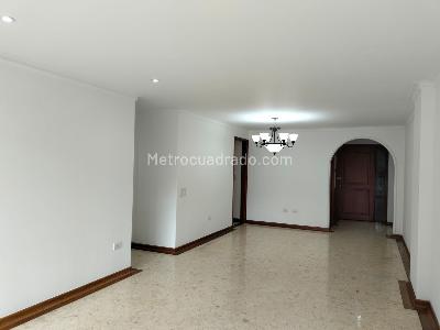 Apartamento de 3 alcobas en arriendo en El Poblado, Medellín, 140 m² · foto 3 de 18