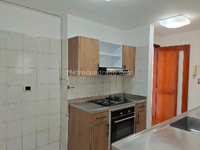 Apartamento de 3 alcobas en arriendo en El Poblado, Medellín, 140 m² · foto 6 de 18