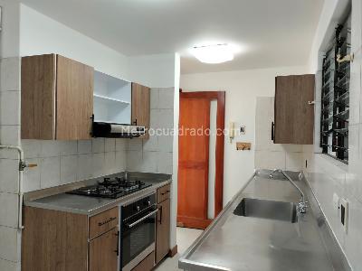 Apartamento de 3 alcobas en arriendo en El Poblado, Medellín, 140 m² · foto 7 de 18