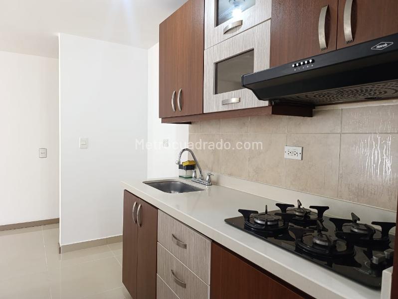 3BR Apartment with Terrace in El Poblado (Gated Unit) - 8