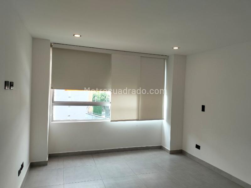 Apartamento Tipo Estudio de 1 Alcoba con Parqueadero en El Poblado - 8