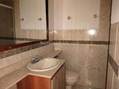 Apartamento de 3 alcobas en arriendo en El Poblado, Medellín, 103 m² · foto 18 de 20