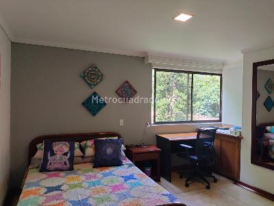 Apartamento de 3 alcobas en venta en El Poblado, Medellín, 234 m² · foto 11 de 18