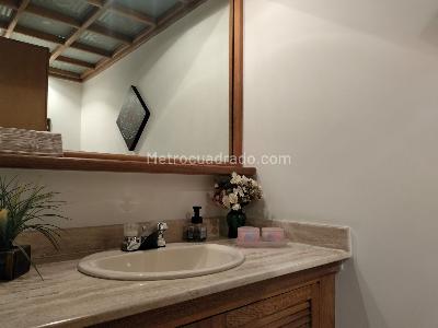 Apartamento de 3 alcobas en venta en El Poblado, Medellín, 234 m² · foto 15 de 18