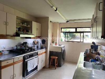 Apartamento de 3 alcobas en venta en El Poblado, Medellín, 234 m² · foto 6 de 18