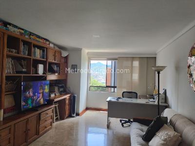 Apartamento de 3 alcobas en venta en El Poblado, Medellín, 234 m² · foto 8 de 18