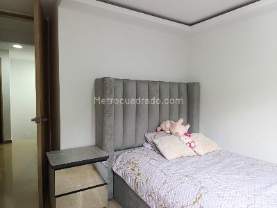 Apartamento de 3 alcobas en venta en El Poblado, Medellín, 100 m² · foto 11 de 20