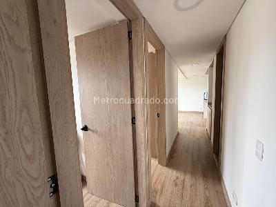 Apartamento de 3 alcobas en venta en Rionegro, Rionegro, 68 m² · foto 4 de 9