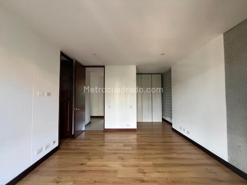 Apartamento Moderno de 3 Alcobas en El Poblado - 7
