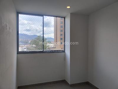 Apartamento de 3 alcobas en venta en Villa Carlota, Medellín, 110 m² · foto 14 de 20
