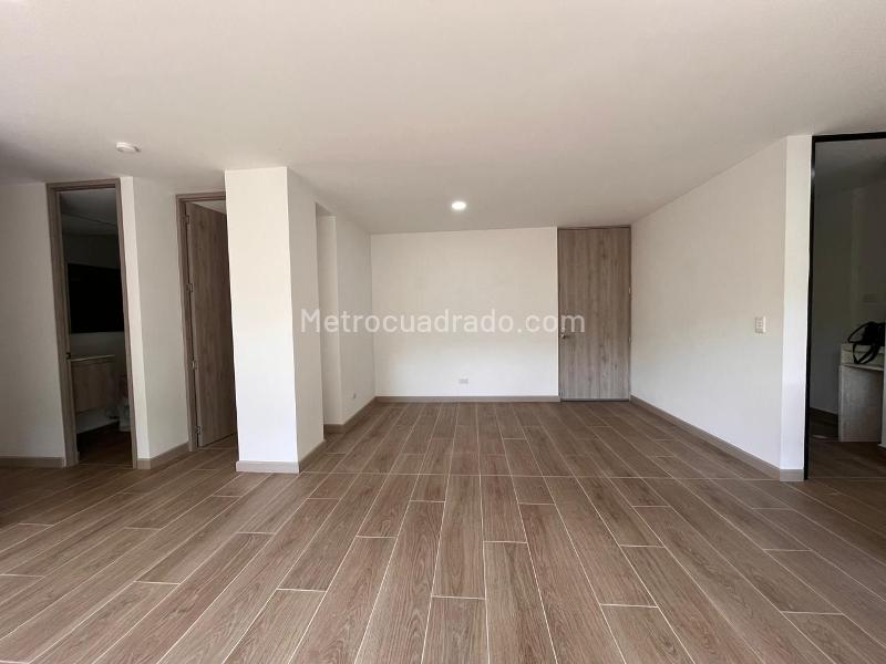 3BR Apartment for Rent in Retiro (Gated Community) - 5