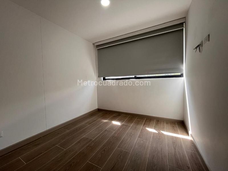 3BR Apartment for Rent in Retiro (Gated Community) - 9