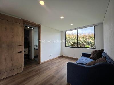 Casa de 3 alcobas en venta en Envigado, Envigado, 475 m² · foto 10 de 20