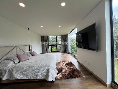 Casa de 3 alcobas en venta en Envigado, Envigado, 475 m² · foto 11 de 20