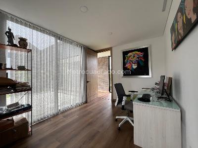 Casa de 3 alcobas en venta en Envigado, Envigado, 475 m² · foto 7 de 20