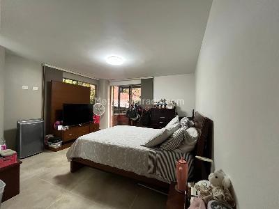 Apartamento en venta en El Poblado, Medellín · foto 10 de 19
