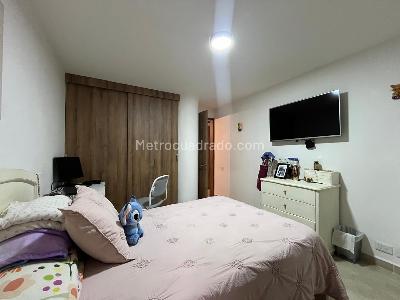 Apartamento en venta en El Poblado, Medellín · foto 11 de 19