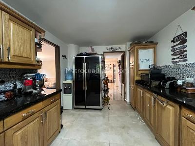 Apartamento en venta en El Poblado, Medellín · foto 7 de 19