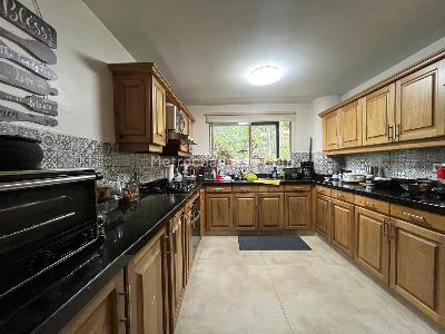 Apartamento en venta en El Poblado, Medellín · foto 8 de 19