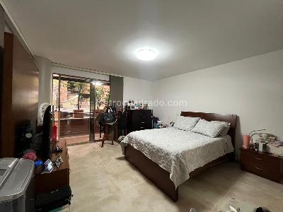Apartamento en venta en El Poblado, Medellín · foto 9 de 19