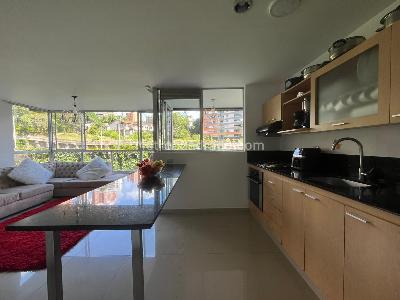 Apartamento de 2 alcobas en arriendo en El Poblado, Medellín, 80 m² · foto 7 de 12