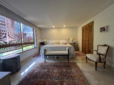 Apartamento en venta en El Poblado, Medellín · foto 10 de 15