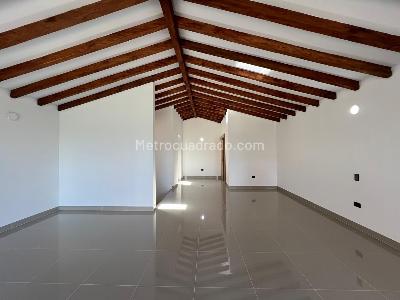 Casa de 4 alcobas en venta en Rionegro, Rionegro, 260 m² · foto 8 de 20
