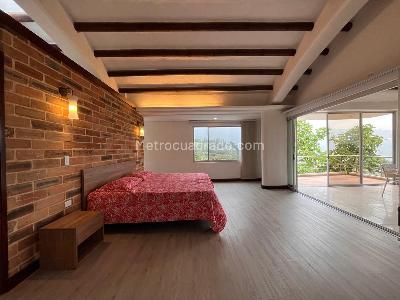 Casa de 3 alcobas en venta en Envigado, Envigado, 400 m² · foto 13 de 20
