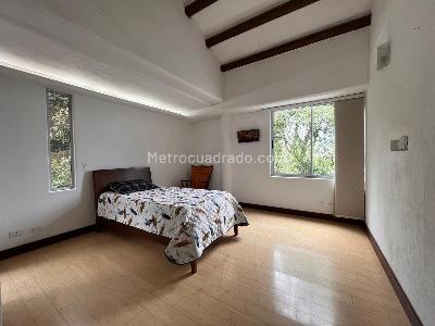 Casa de 3 alcobas en venta en Envigado, Envigado, 400 m² · foto 14 de 20