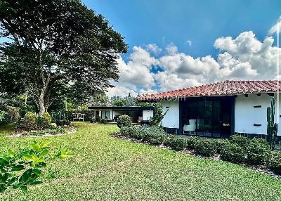Casa de 3 alcobas en venta en Rionegro, Rionegro, 200 m² · foto 17 de 17