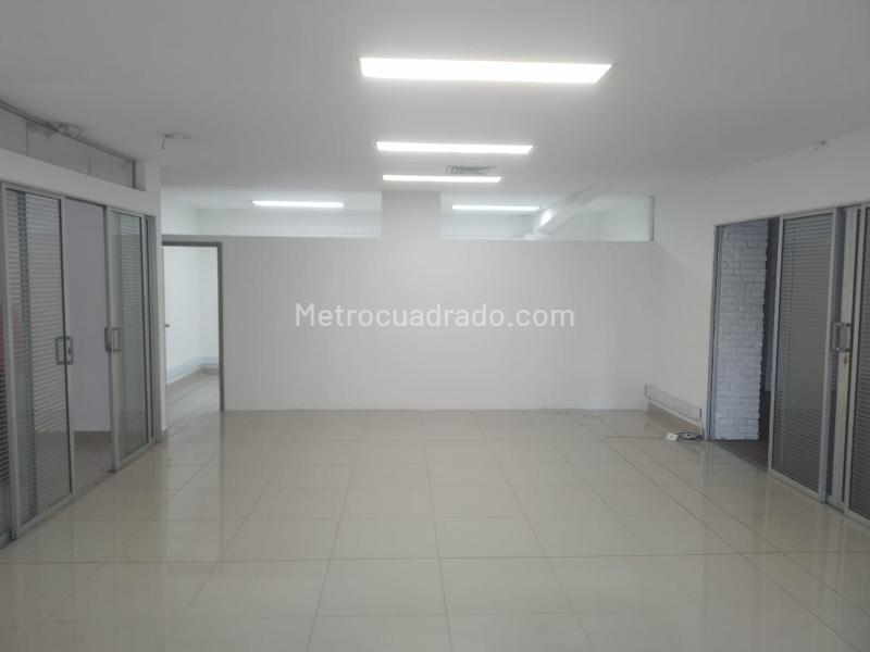 Oficina en Arriendo, Sabaneta, Sabaneta - Mehr