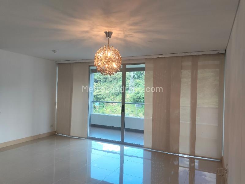 Apartamento en Arriendo, EL POBLADO, Medellín - Widok 3
