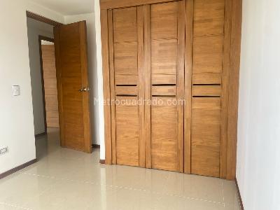 Apartamento de 3 alcobas en arriendo en Sabaneta, Sabaneta, 100 m² · foto 14 de 20