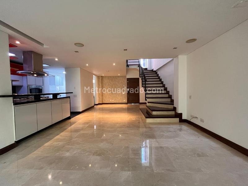 Casa en Arriendo, Envigado, Envigado - 2