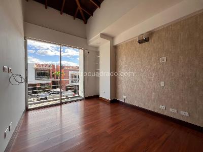 Casa de 3 alcobas en venta en Envigado, Envigado, 203 m² · foto 11 de 20