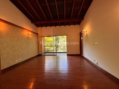 Casa de 3 alcobas en venta en Envigado, Envigado, 203 m² · foto 15 de 20