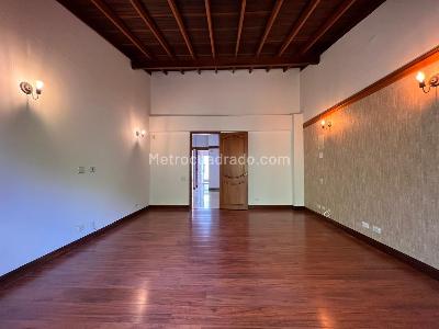Casa de 3 alcobas en venta en Envigado, Envigado, 203 m² · foto 16 de 20